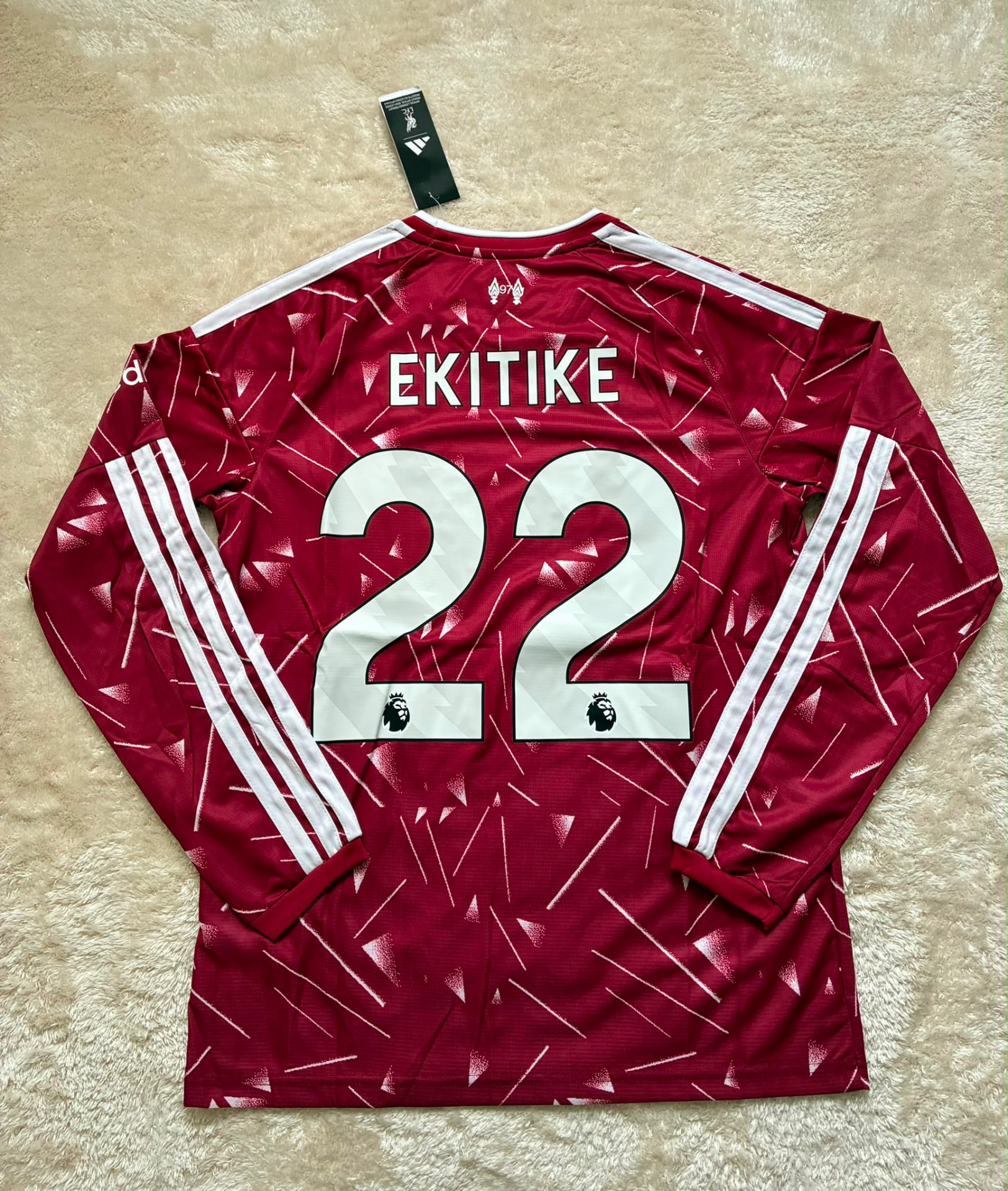 Ekitike #22 Langærmet